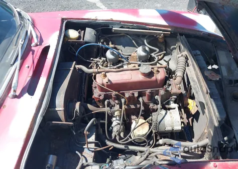 1970 Mg Mgb Gt z USA, uszkodzony, nr VIN GHD5UB246162G0000